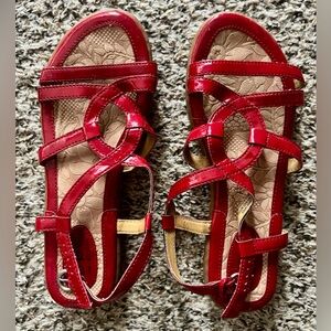 BOC BORN Red Leather Open Toe Slingback Buckle Women's Size 8/39 Sandals